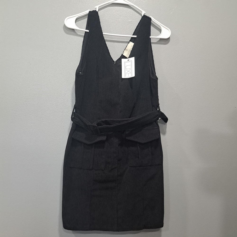 Laynee & Lee The Fireplace Dress Black Corduroy‎ Sleeveless Belted Mini HF23F646